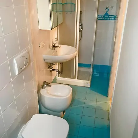 Peony Apartment, Bi-locale A Due Passi Dal Centro Di Διαμέρισμα